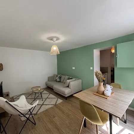 Sejour Cosy Au Coeur De Appartement